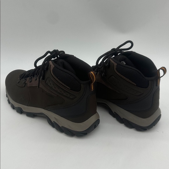 NWOT Columbia Newton Ridge Plus II Waterproof Hiking Boots Mens Size 10.5 - Picture 9 of 13